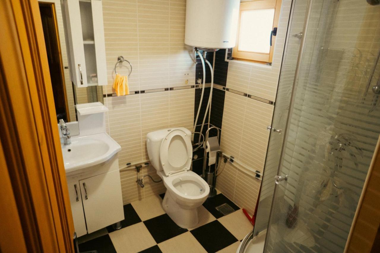 Villa Route Rugove Печ Екстериор снимка