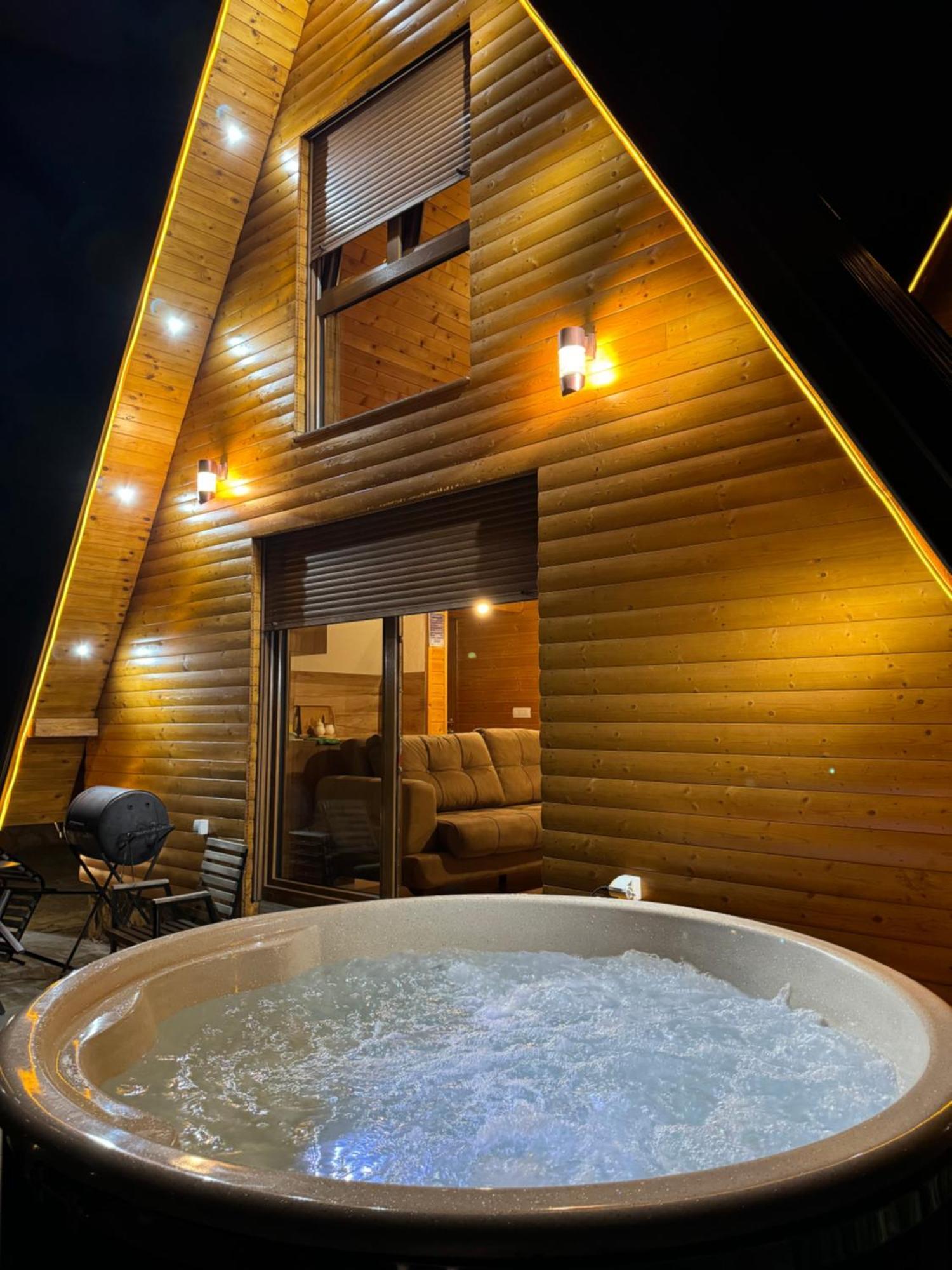 Villa Route Rugove Печ Екстериор снимка